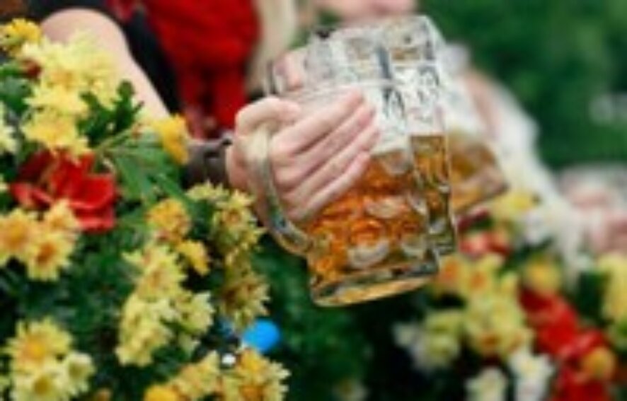 В Мюнхене закрылся 180-ый фестиваль пива Октоберфест