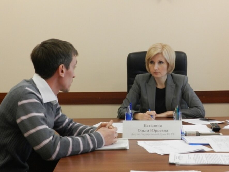Ольга Баталина: «Личный прием граждан позволяет депутатам своевременно принимать меры по решению актуальных проблем жителей»