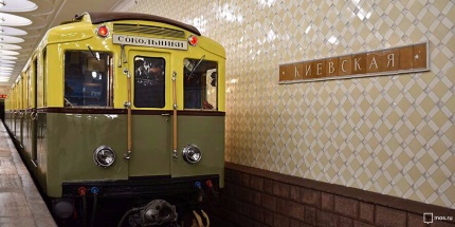 По Кольцевой линии московского метро впервые проведут ночную экскурсию