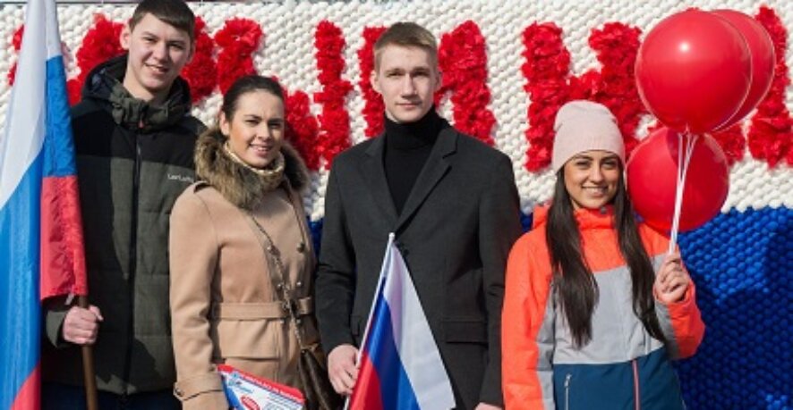 Россия отмечает годовщину воссоединения с Крымом и Севастополем