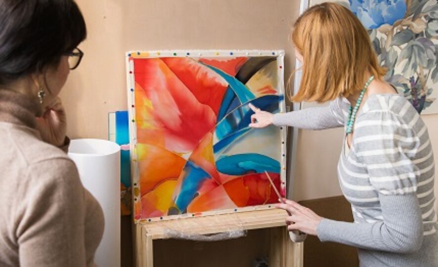 На ВДНХ начинающих художников научат работать с цветом
