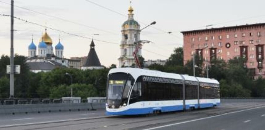 Почти 9 км трамвайных путей реконструируют в центре, на северо-востоке и юге Москвы