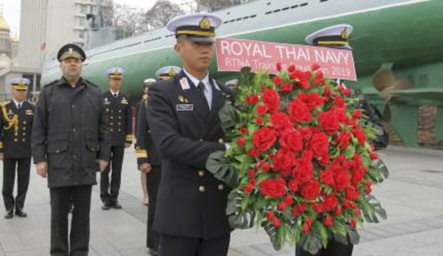 Моряки ВМС Таиланда во Владивостоке почтили память тихоокеанцев, павших в боях за Родину