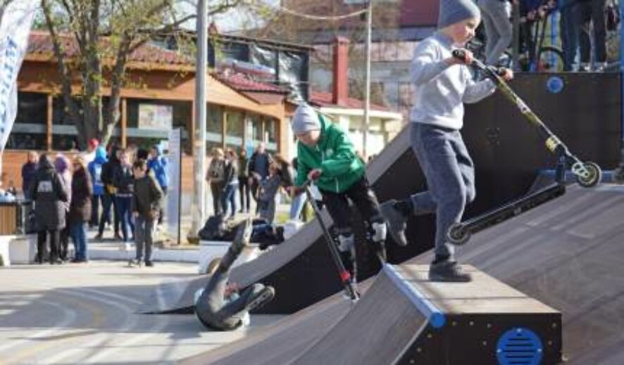 В центре Севастополя открыли самый большой на полуострове скейт-парк