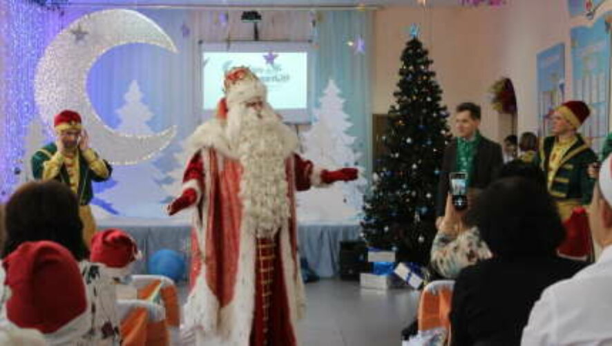 В новогодних праздничных мероприятиях примут участие более 300 тысяч школьников и студентов Саратовской области