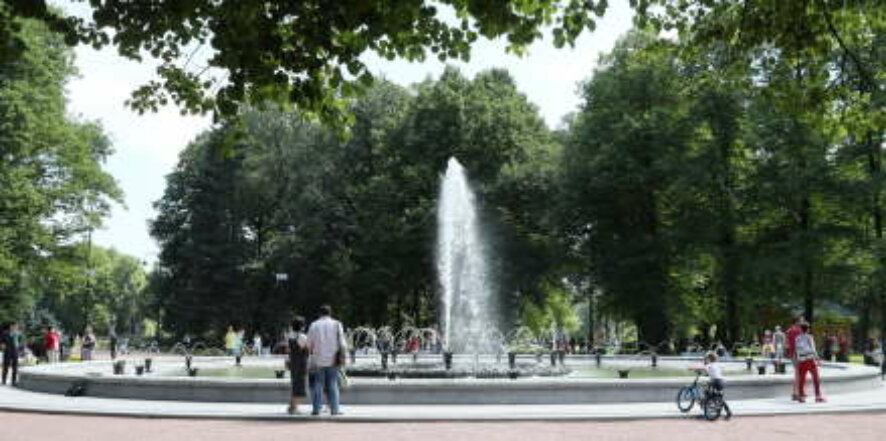 В парке Победы Санкт-Петербурга открылся восстановленный фонтан «Слава»