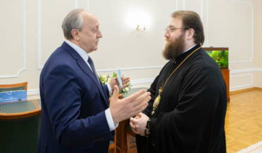 Губернатор Саратовской области поздравил митрополита Игнатия с днём рождения