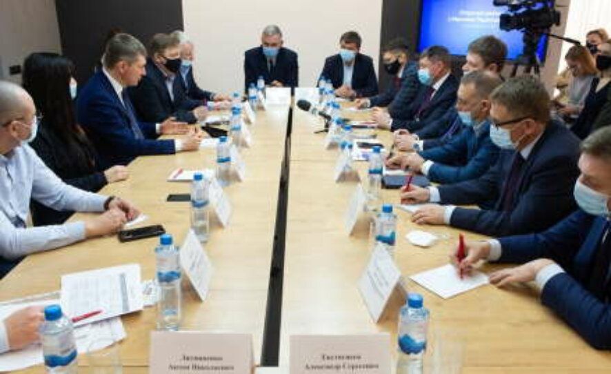 Министр экономического развития РФ встретился с предпринимателями Алтайского края во время рабочей поездки в регион