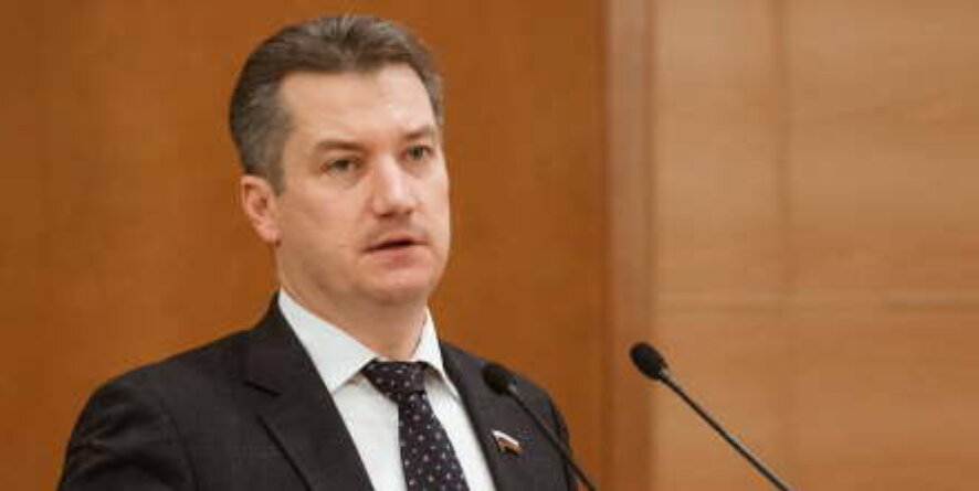Депутат Госдумы предложил чиновникам местных администраций отвечать за питание в школе