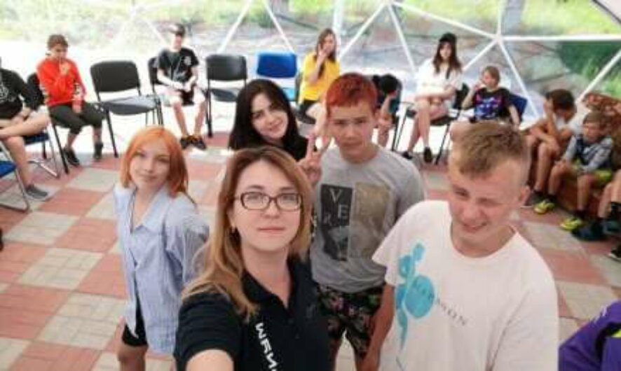 Новый Год В Летнем Лагере