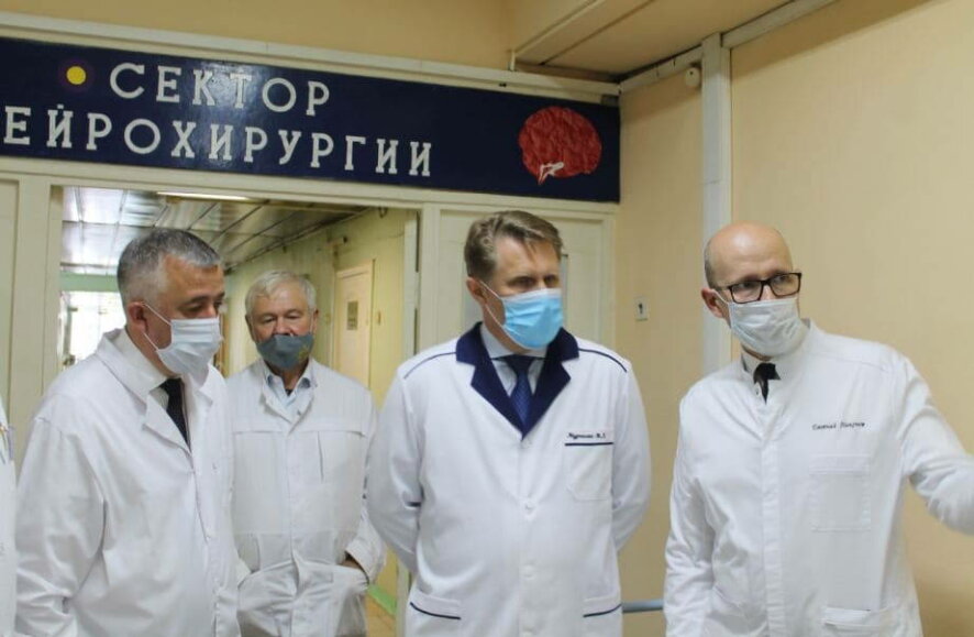Министр здравоохранения РФ посетил медучреждения Комсомольска-на-Амуре