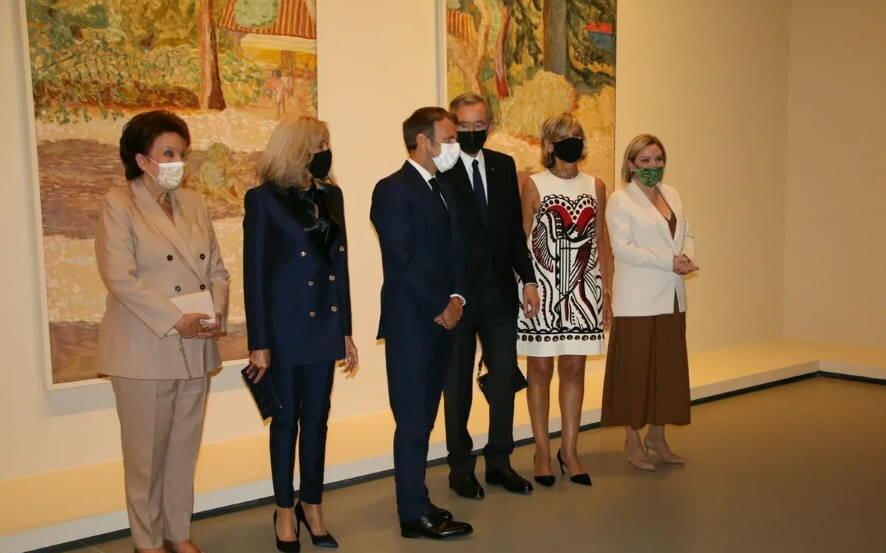 Эмманюэль Макрон открыл выставку живописи из собрания российских музеев в парижском Фонде Луи Вюиттон