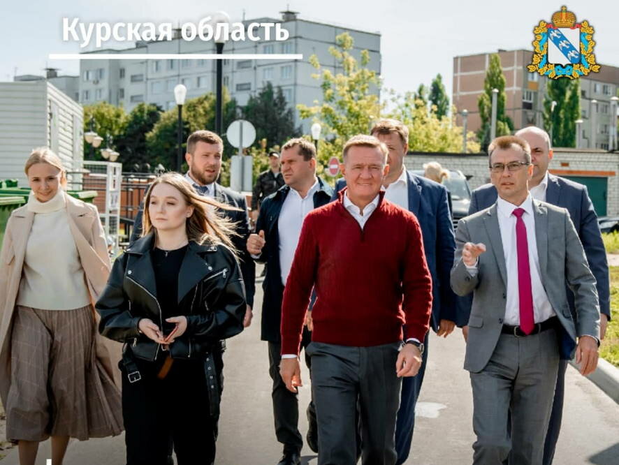 Губернатор Курской области проверил ход благоустройства набережной в Курчатове