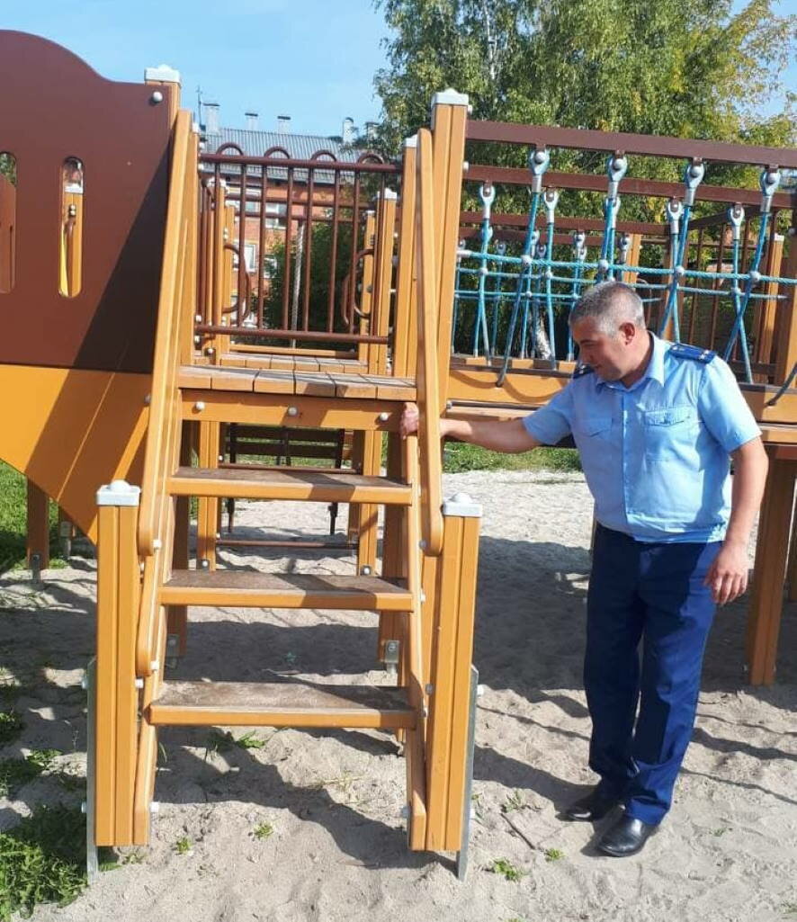 Прокуратура Кузбасса выявила нарушения при установке детских площадок по нацпроекту  «Жилье и городская среда»