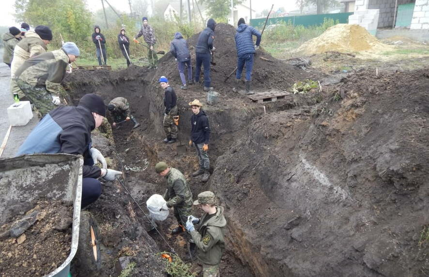 В Курской области при при прокладке водопровода было обнаружено массовое захоронение