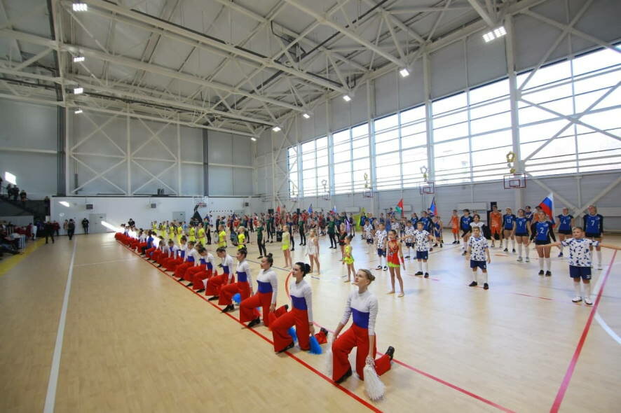 Глава региона открыл новый спортивный комплекс «Звездный» в Междуреченске