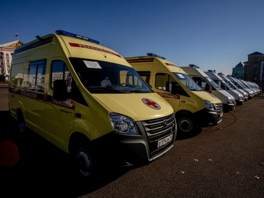 В Курскую область поступили 22 машины скорой помощи, три из них – реанимобили