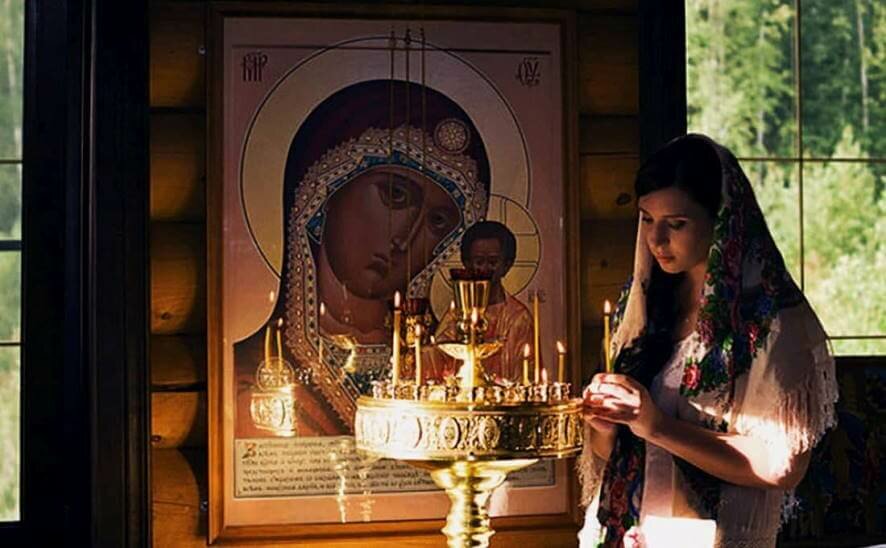 Православные отмечают День Казанской иконы Божией Матери