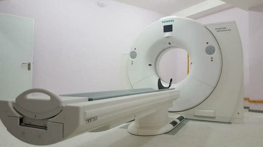 Новый компьютерный томограф установили в южносахалинском консультативно-диагностическом центре