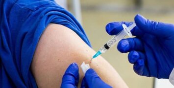 Минздрав РФ обновил временные методические рекомендации по вакцинации от COVID-19