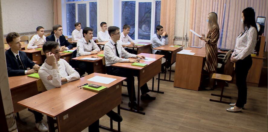 Для поступления на инженерные факультеты вузов предложено установить три обязательных ЕГЭ, помимо русского языка