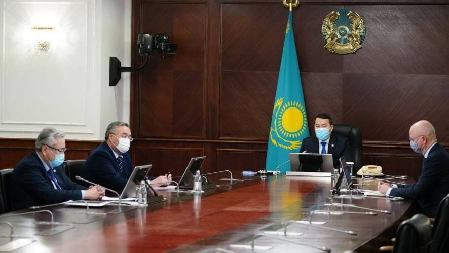 О ситуации в Казахстане: власти проводят совещания, народ выдвигает требования