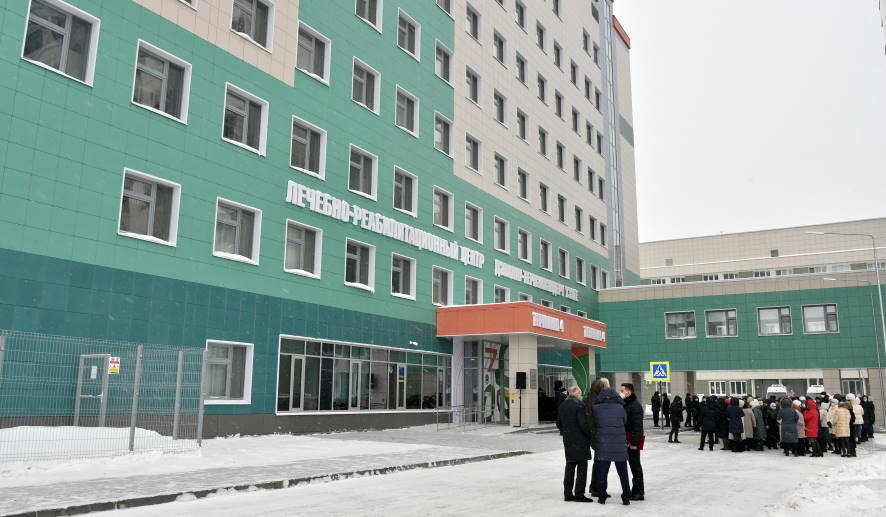 Президент Республики Татарстан Рустам Минниханов открыл в Казани лечебно-реабилитационный центр при больнице 7