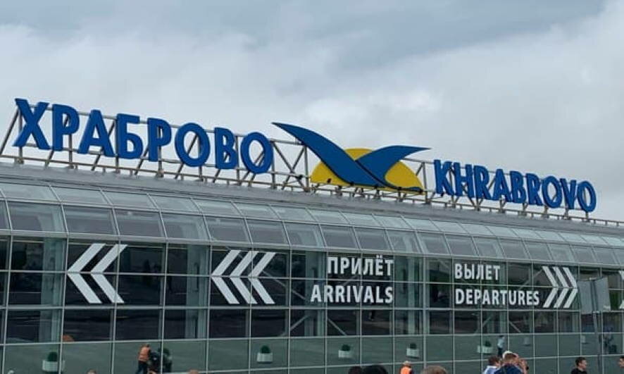 Транспортная прокуратура проводит проверку в связи с возвратом самолета в аэропорт Храброво