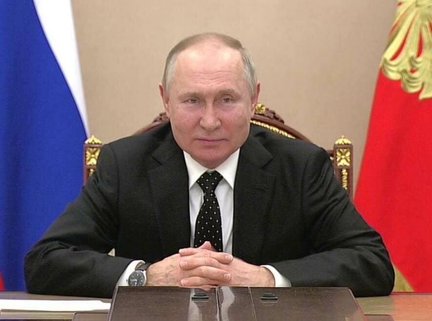 Конструкция западных санкций была построена на ложном тезисе, что экономика России не суверенна, заявил Путин