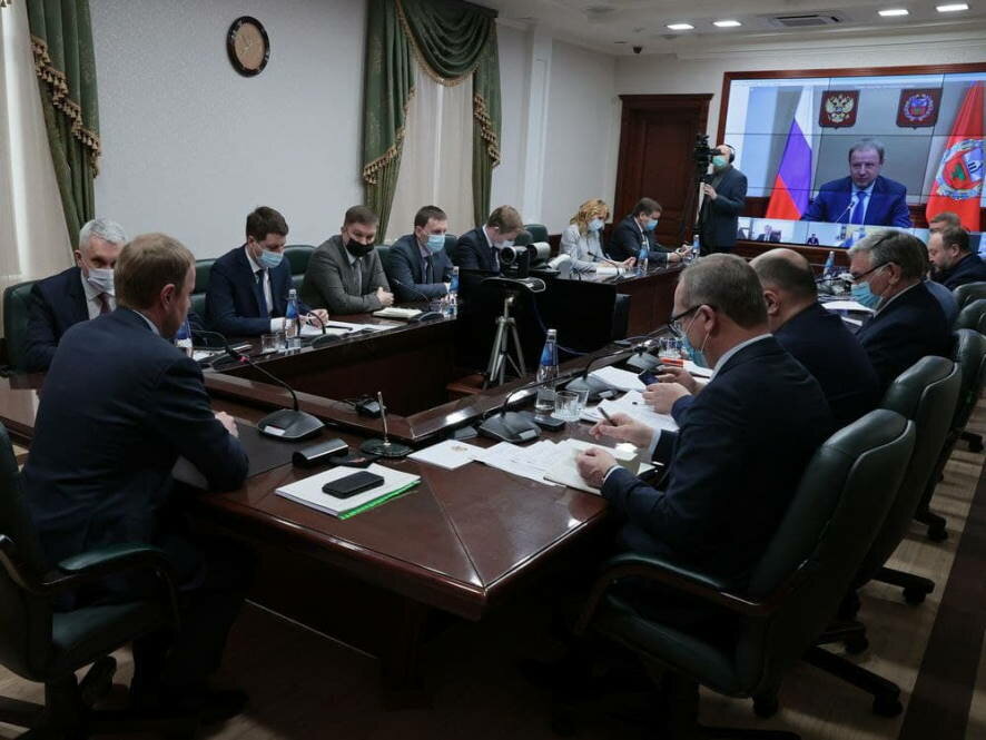 Виктор Томенко представил членам Правительства Алтайского края нового министра транспорта