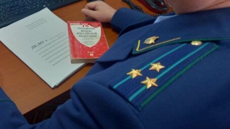 Обвинение запросило сроки для мошенников, обманувших Ларису Долину