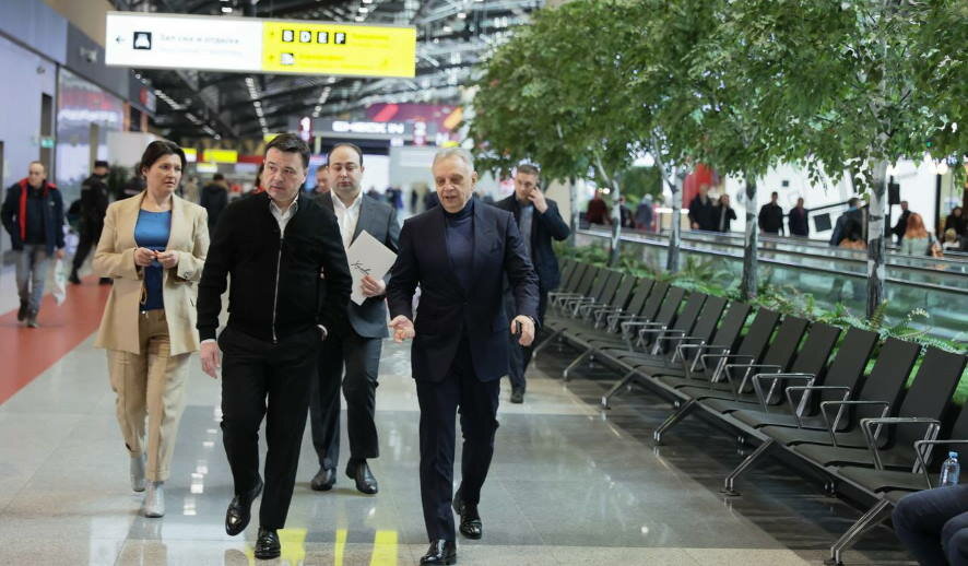 Андрей Воробьев встретился с сотрудниками аэропорта «Шереметьево»