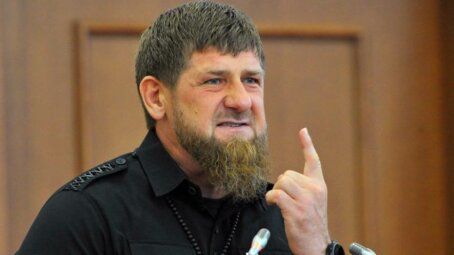 Рамзан Кадыров: из международного аэропорта Грозный вылетела очередная группа добровольцев, готовых сражаться с бандеровцами