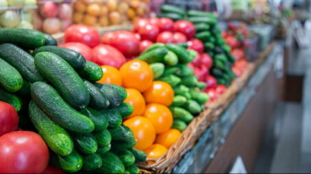 В Саратове открылись сезонные ярмарки плодоовощной продукции, которые будут работать ежедневно с 8:00 до 20:00 вплоть до 31 июля
