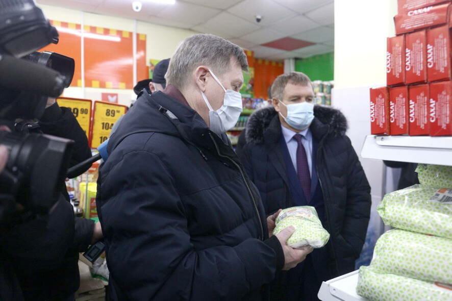 Мэр Новосибирска лично проверил цены и наличие продуктов питания в магазинах города