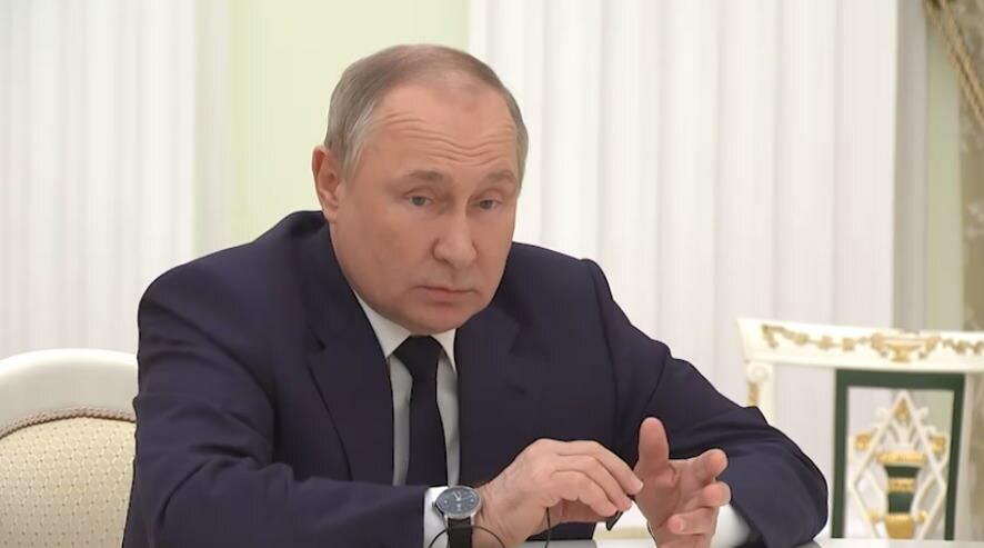 Путин – о пятилетней программе запланированного дорожного строительства, на которую выделяется 13,2 трлн рублей