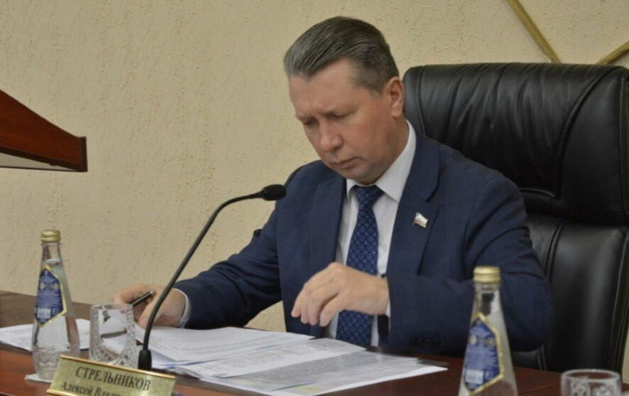 Глава Энгельсского района Саратовской области Алексей Стрельников подал в отставку