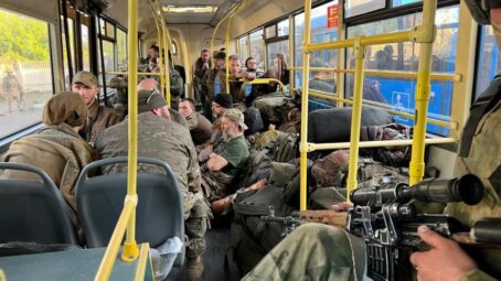 С 16 мая в плен сдались в общей сложности 1730 боевиков из «Азовстали»