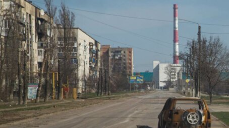 ВСУ ведут бои с заградотрядами националистов в Лисичанске