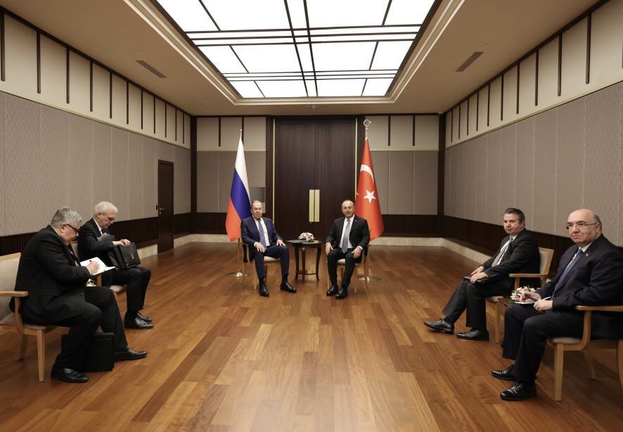 Лавров и Чавушоглу проводят переговоры в Анкаре