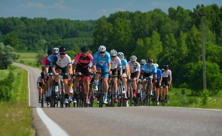 Более 420 велогонщиков приняли участие в соревнованиях в подмосковной Верее