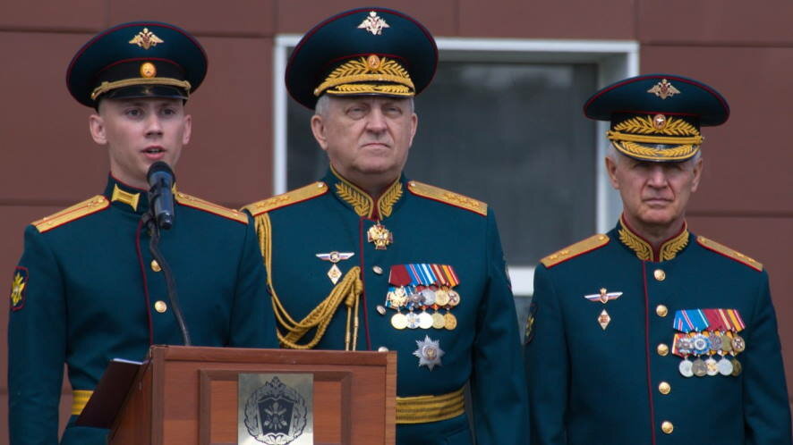 В Военной академии Ракетных войск стратегического назначения имени Петра Великого прошла церемония выпуска офицеров