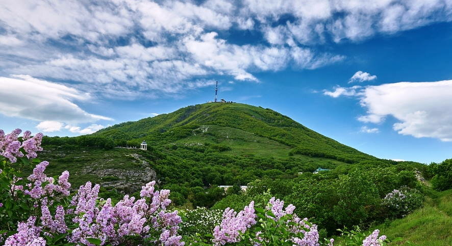 Генпрокуратура потребовала от Минприроды России усилить контроль за сохранностью памятника природы «Гора Машук»
