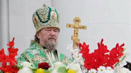 Сергей Аксенов поздравил Крымского митрополита Лазаря