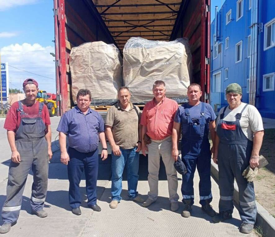 Представители саратовских ветеранских организаций ведут работу по сбору гуманитарной помощи