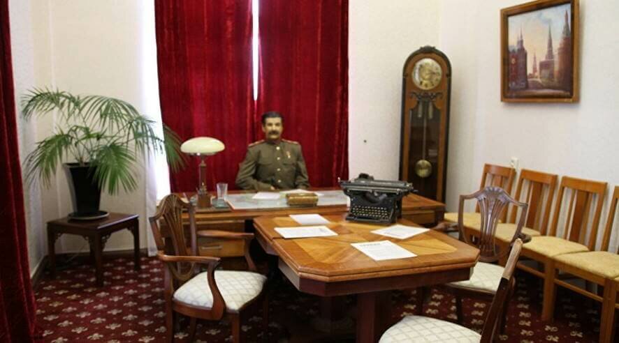 В Ливадийском дворце открылась выставка, посвящённая отдыху Иосифа Сталина в Крыму