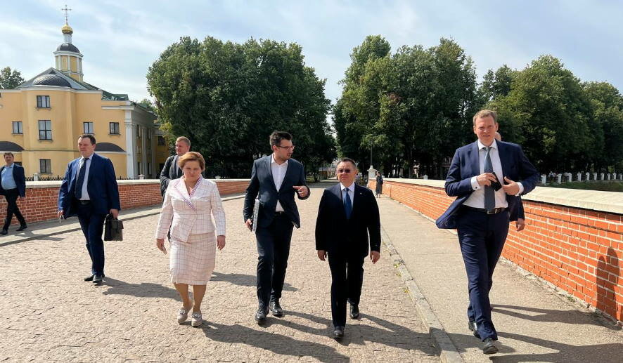 Глава Минстроя России посетил Рязанский Кремль