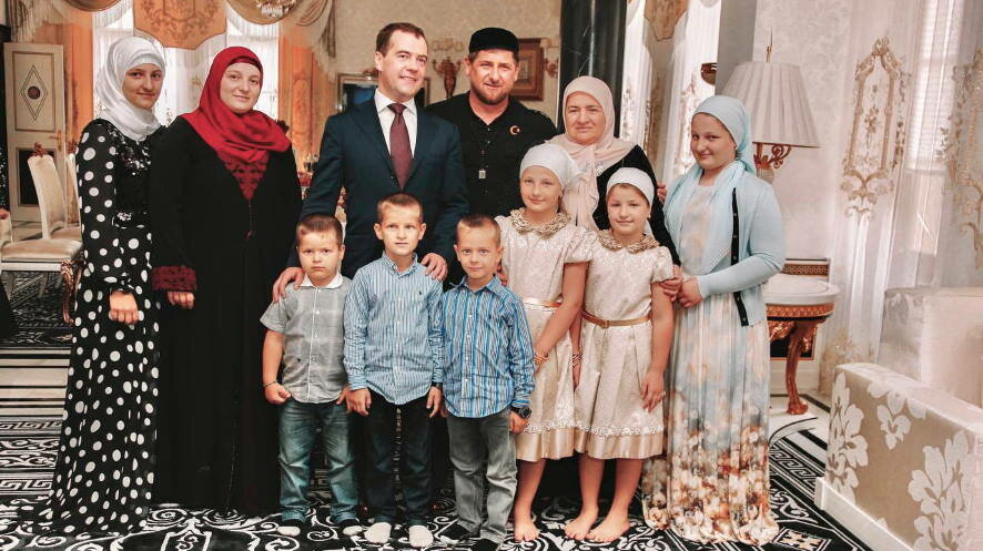 Рамзан Кадыров заявил, что очень уважает Дмитрия Медведева за порядочность
