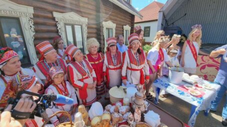В Национальной деревне Саратовской области прошел фестиваль-конкурс «Русской окрошки»
