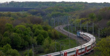 Перевозки двухэтажными поездами выросли на четверть в этом году